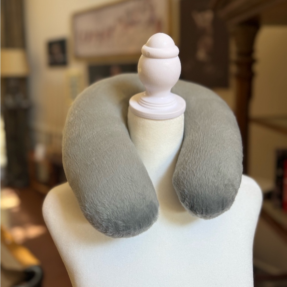 FYXXI Gray Plush Travel Pillow